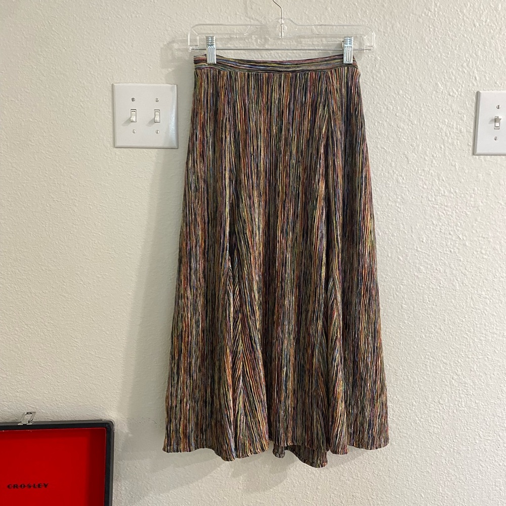 Multicolored pleated midi skirt
